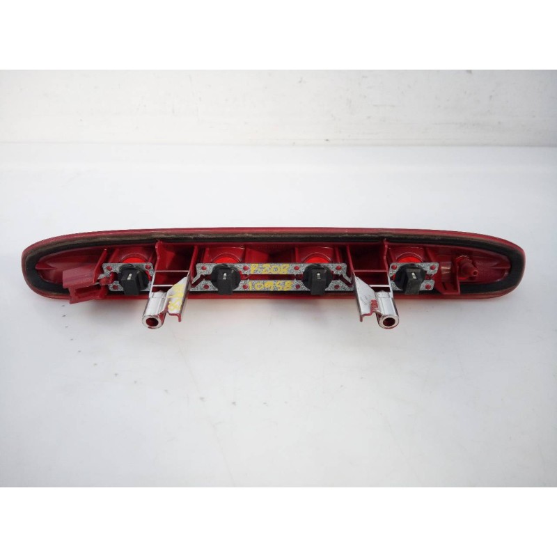 Recambio de luz central de freno para peugeot 208 active referencia OEM IAM   E1-A4-35-1