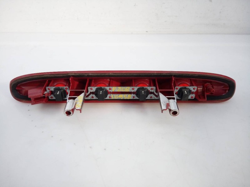 Recambio de luz central de freno para peugeot 208 active referencia OEM IAM   E1-A4-35-1