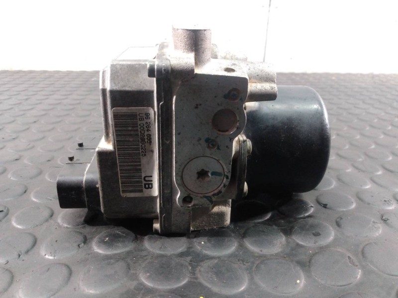 Recambio de abs para chevrolet tacuma referencia OEM IAM 96264655 18041751 P3-A8-20-2