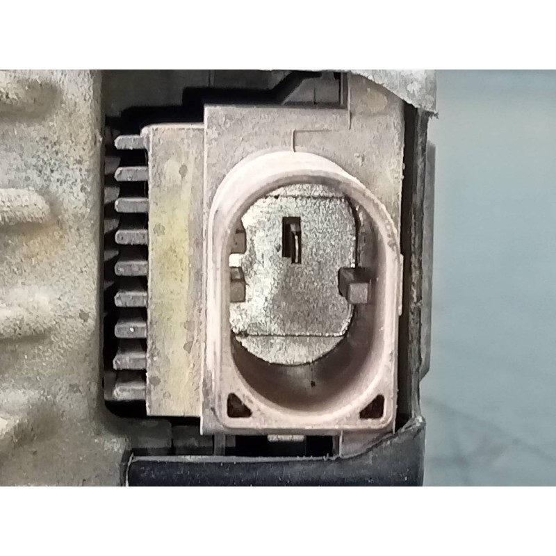 Recambio de alternador para kia sportage drive 4x2 referencia OEM IAM 373002A700 1042118840 P3-B5-5-3