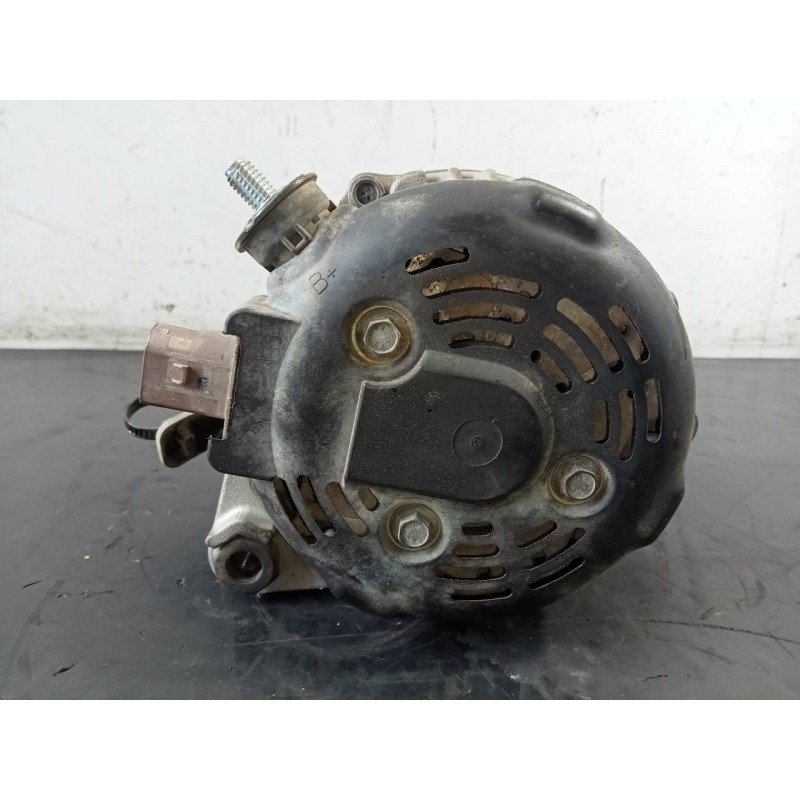 Recambio de alternador para kia sportage drive 4x2 referencia OEM IAM 373002A700 1042118840 P3-B5-5-3