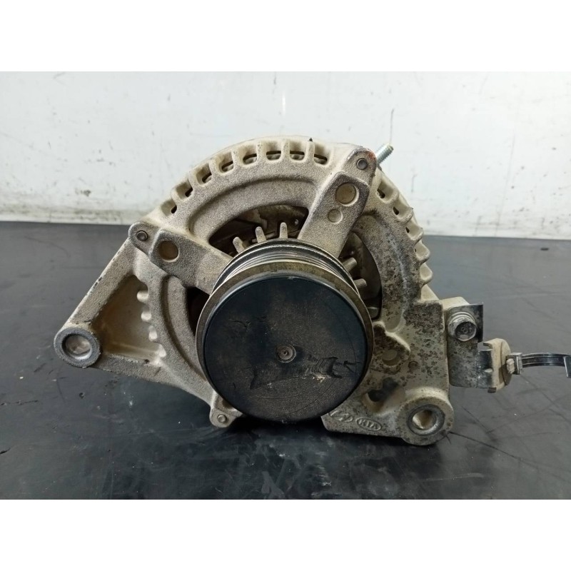 Recambio de alternador para kia sportage drive 4x2 referencia OEM IAM 373002A700 1042118840 P3-B5-5-3