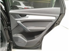 GUARNECIDO PUERTA TRASERA DERECHA 