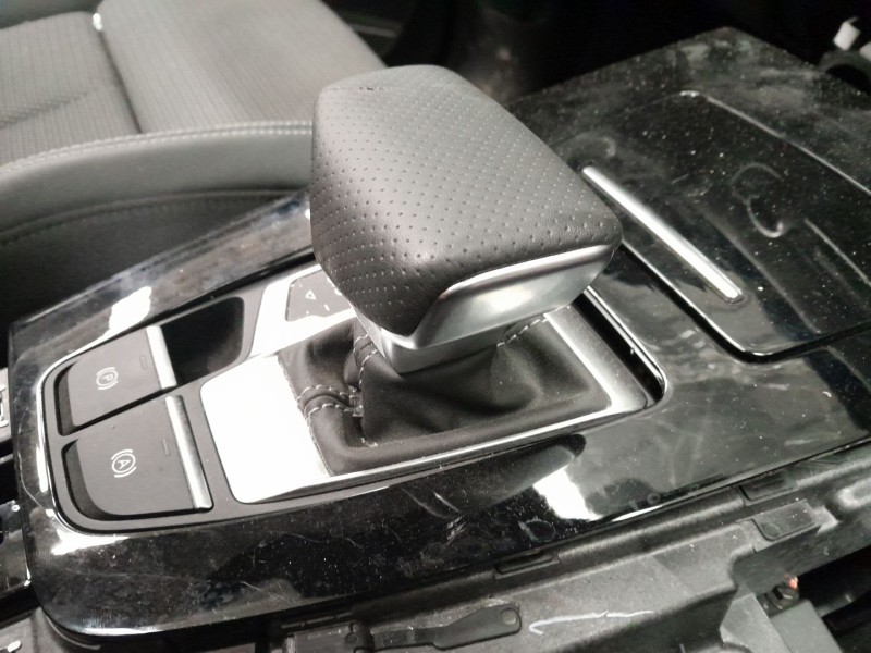 Recambio de palanca cambio para audi q5 sportback (fyt) 45 tfsi quattro referencia OEM IAM   