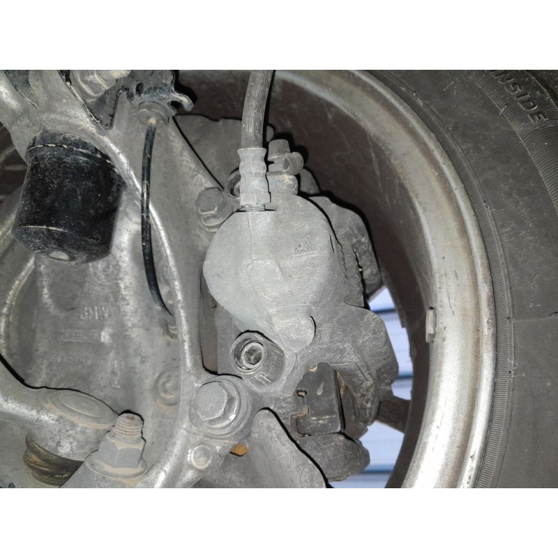 Recambio de pinza freno delantera derecha para bmw 1 (f20) 116 d referencia OEM IAM   