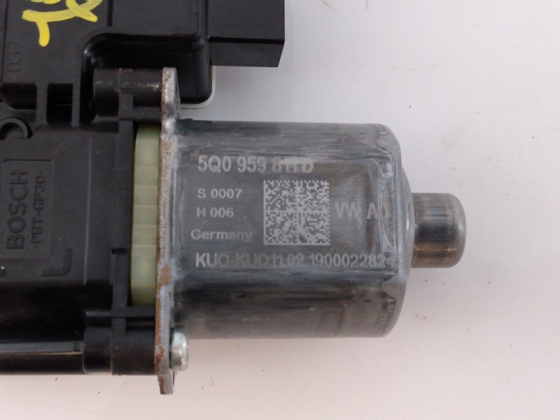 Recambio de motor elevalunas trasero izquierdo para audi a1 sportback (gba) 30 tfsi adrenalin referencia OEM IAM 0130822695 E850