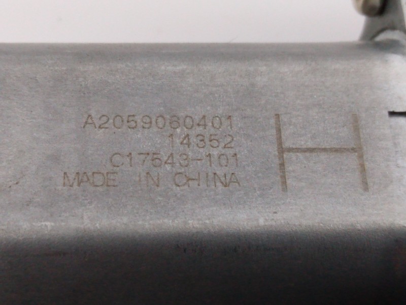 Recambio de motor elevalunas trasero derecho para mercedes-benz clase c (w205) familiar c 220 t cdi bluetec (205.204) referencia