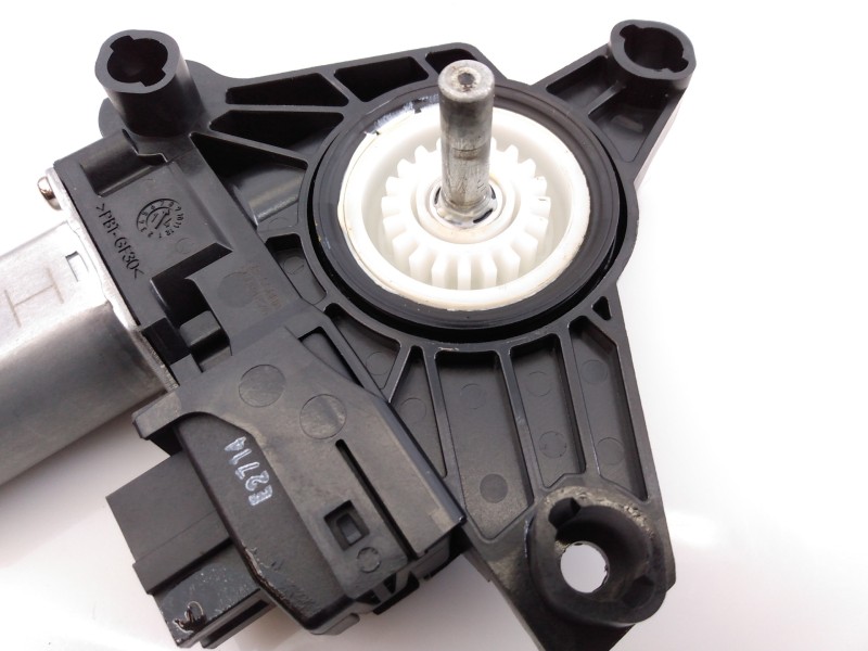 Recambio de motor elevalunas trasero derecho para mercedes-benz clase c (w205) familiar c 220 t cdi bluetec (205.204) referencia