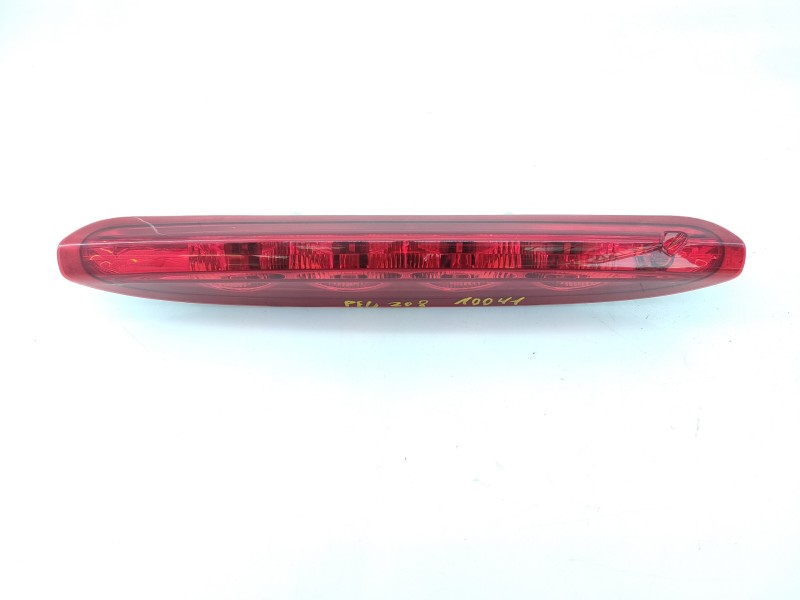 Recambio de luz central de freno para peugeot 208 style referencia OEM IAM 9674809080  E1-B5-46-1