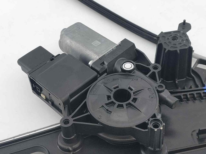 Recambio de elevalunas delantero izquierdo para peugeot 3008 gt line referencia OEM IAM 9811848780 0130824069 E1-B5-48-1