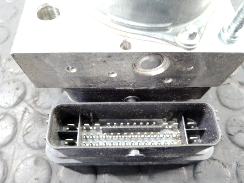 Recambio de abs para peugeot 3008 gt line referencia OEM IAM 9821265780 2265106481 P3-A8-17-2