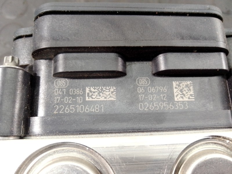 Recambio de abs para peugeot 3008 gt line referencia OEM IAM 9821265780 2265106481 P3-A8-17-2