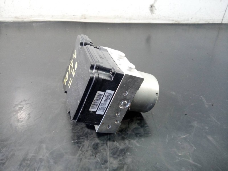 Recambio de abs para hyundai i20 trend referencia OEM IAM 0858922650 18010522266 P3-A8-28-4