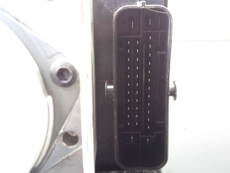 Recambio de abs para hyundai i20 trend referencia OEM IAM 0858922650 18010522266 P3-A8-28-4