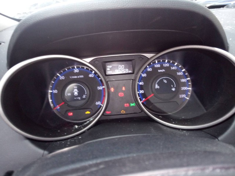 Recambio de cuadro instrumentos para hyundai ix35 tecno 2wd referencia OEM IAM 940092Y760 1100254850P0 E3-A3-34-3