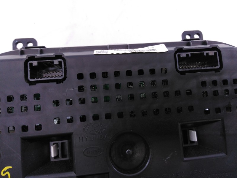 Recambio de cuadro instrumentos para hyundai ix35 tecno 2wd referencia OEM IAM 940092Y760 1100254850P0 E3-A3-34-3