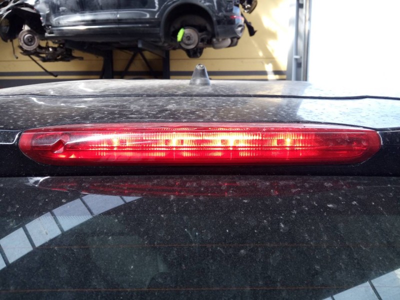 Recambio de luz central de freno para peugeot 208 access referencia OEM IAM   E1-A4-50-1