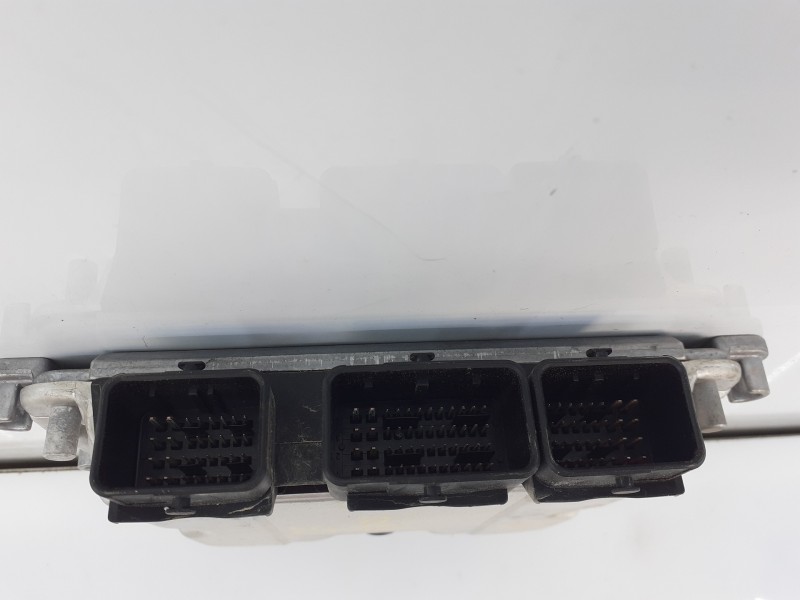 Recambio de centralita motor uce para citroën c5 berlina 2.0 hdi premier referencia OEM IAM 0281010808 9644721080 E2-A2-13-2