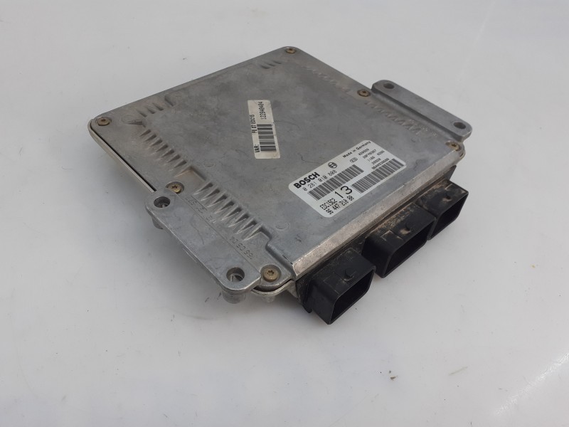 Recambio de centralita motor uce para citroën c5 berlina 2.0 hdi premier referencia OEM IAM 0281010808 9644721080 E2-A2-13-2