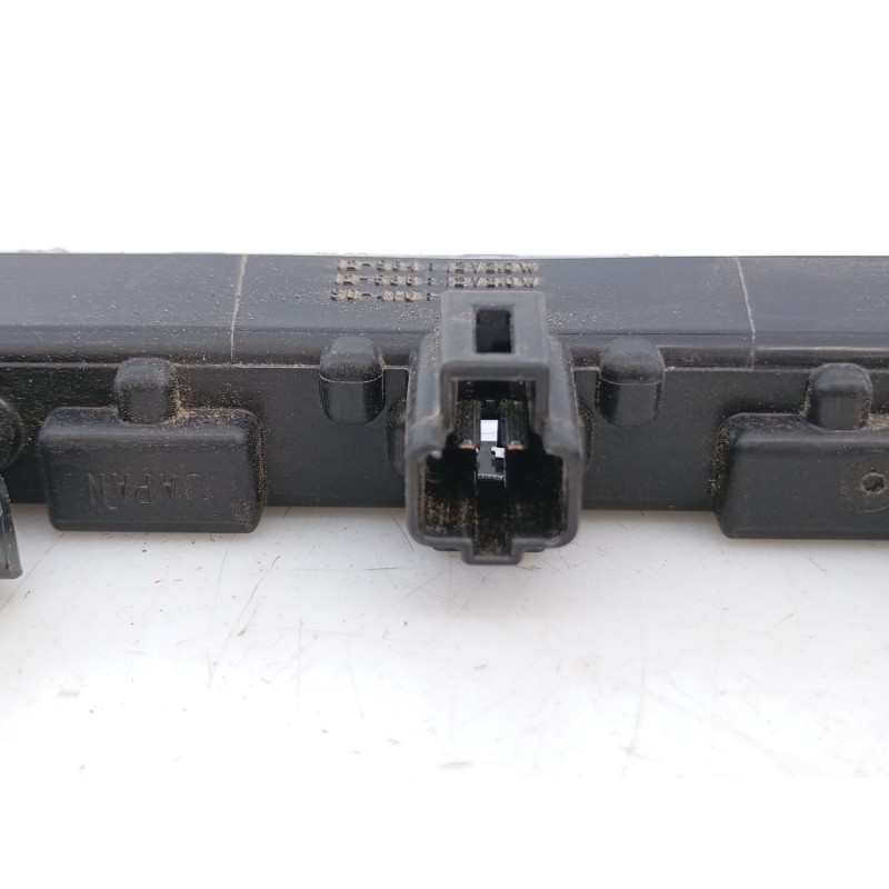 Recambio de luz central de freno para toyota auris hybrid active referencia OEM IAM   