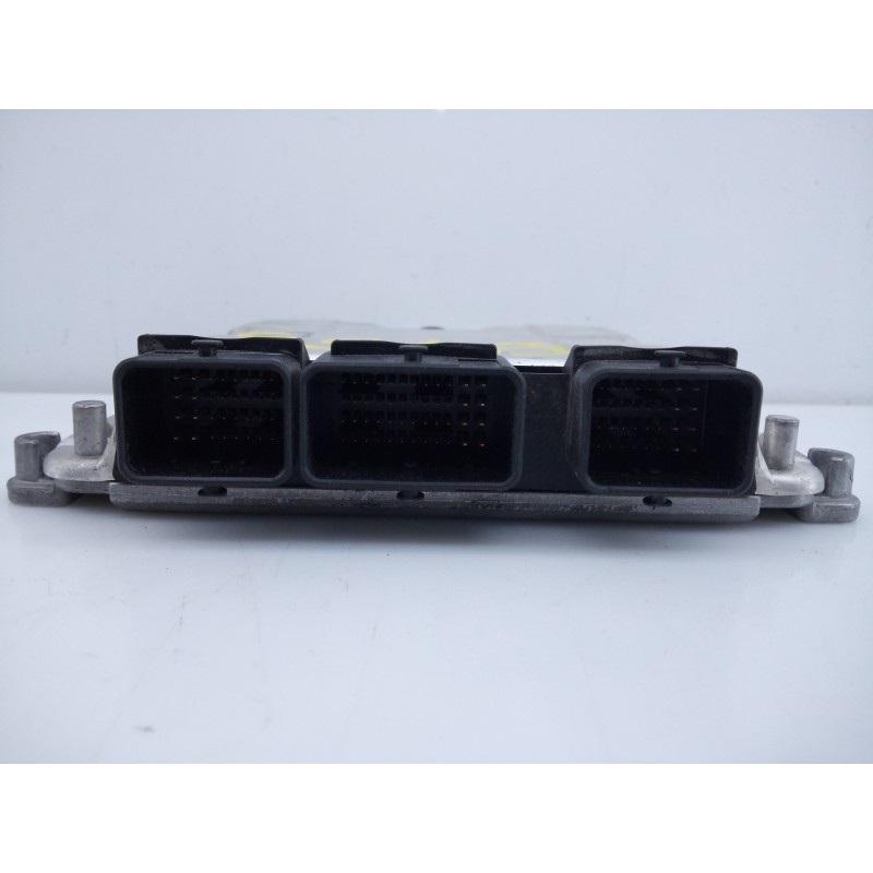 Recambio de centralita motor uce para citroën c5 berlina 2.0 hdi 90 sx/sx automático referencia OEM IAM 0281010808 9644721080 E3