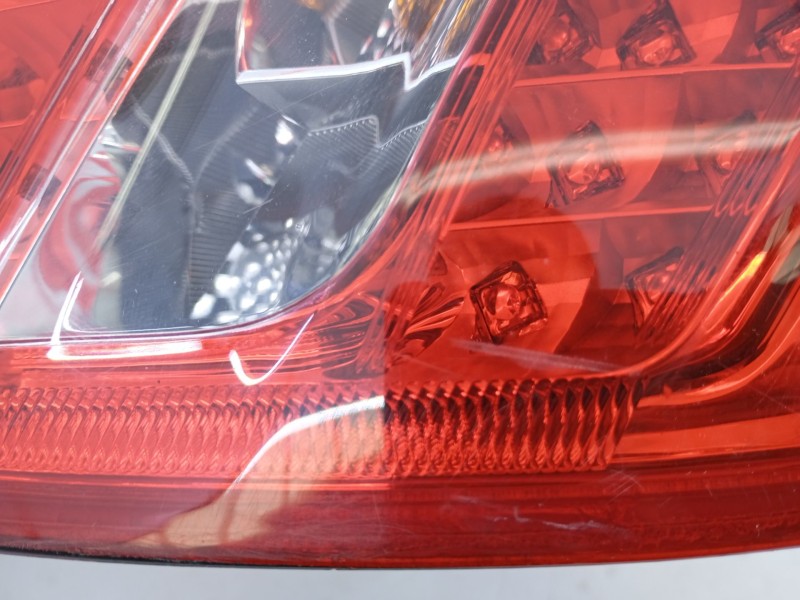 Recambio de piloto trasero derecho para peugeot 508 access referencia OEM IAM 9686293680A  