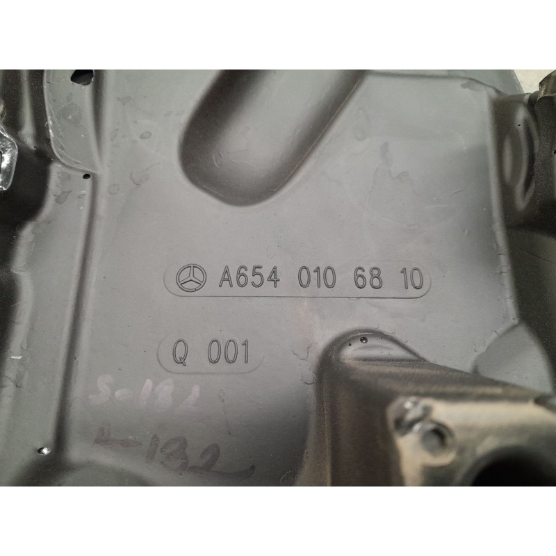 Recambio de tapa motor para mercedes-benz clase v (w447) v 220 cdi / d 4-matic (447.811, 447.813) referencia OEM IAM A6540106810