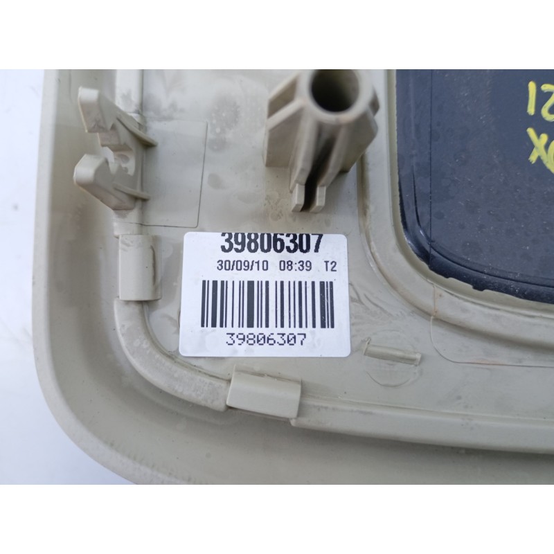 Recambio de luz interior para volvo xc60 momentum drive referencia OEM IAM 39806307  