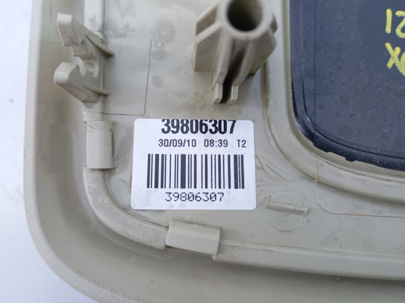 Recambio de luz interior para volvo xc60 momentum drive referencia OEM IAM 39806307  