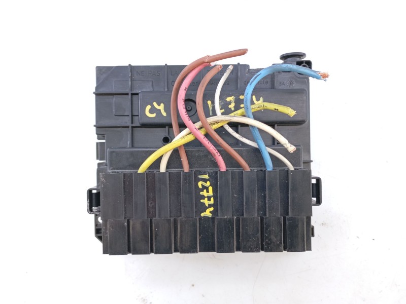 Recambio de caja reles / fusibles para citroën c4 grand picasso monospace referencia OEM IAM 9667044880  