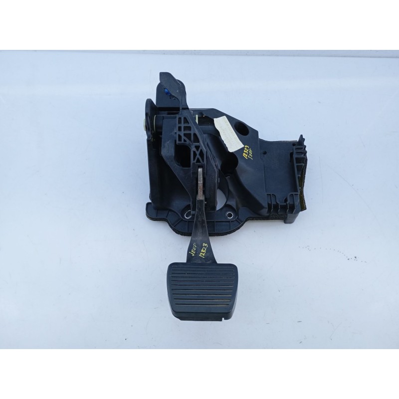 Recambio de pedal freno para jeep renegade limited 4wd referencia OEM IAM 00520165370  