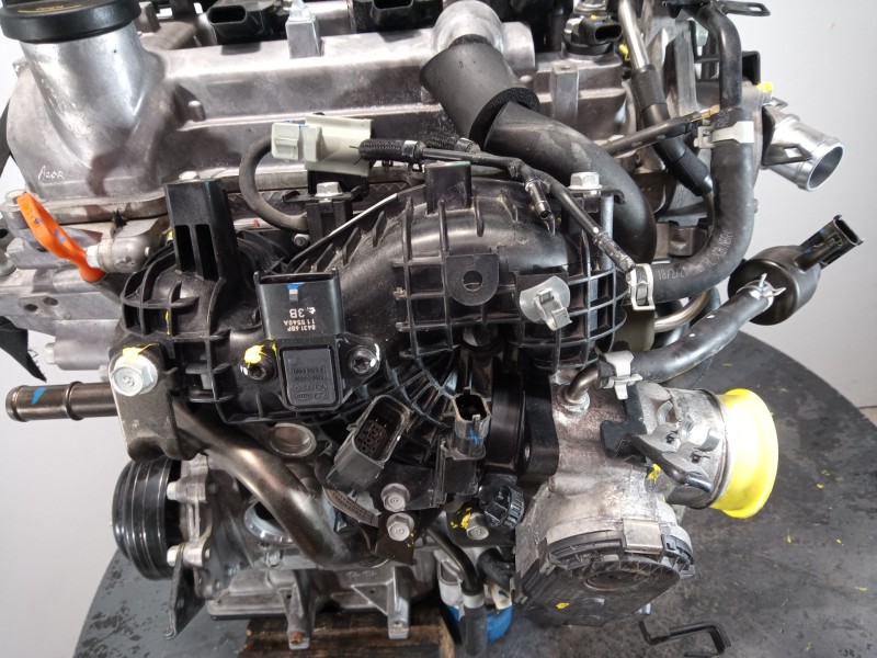 Recambio de motor completo para hyundai i30 fastback tecno referencia OEM IAM G3LC  M1-A3-143