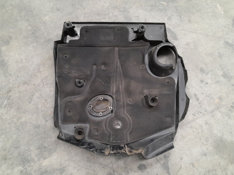 Recambio de tapa motor para mercedes-benz clase b sports tourer (w246, w242) b 200 cdi (246.201) referencia OEM IAM   