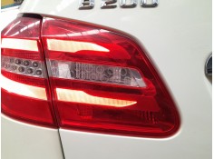 PILOTO TRASERO IZQUIERDO PORTON 