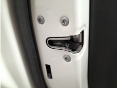 CERRADURA PUERTA TRASERA IZQUIERDA 