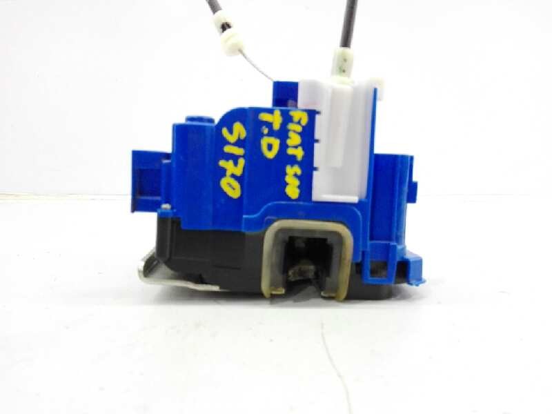 Recambio de cerradura puerta trasera derecha para fiat 500 l (330) pop star referencia OEM IAM 520181240 Y16A09LPCDLD E2-B2-5-2