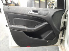 GUARNECIDO PUERTA DELANTERA IZQUIERDA 