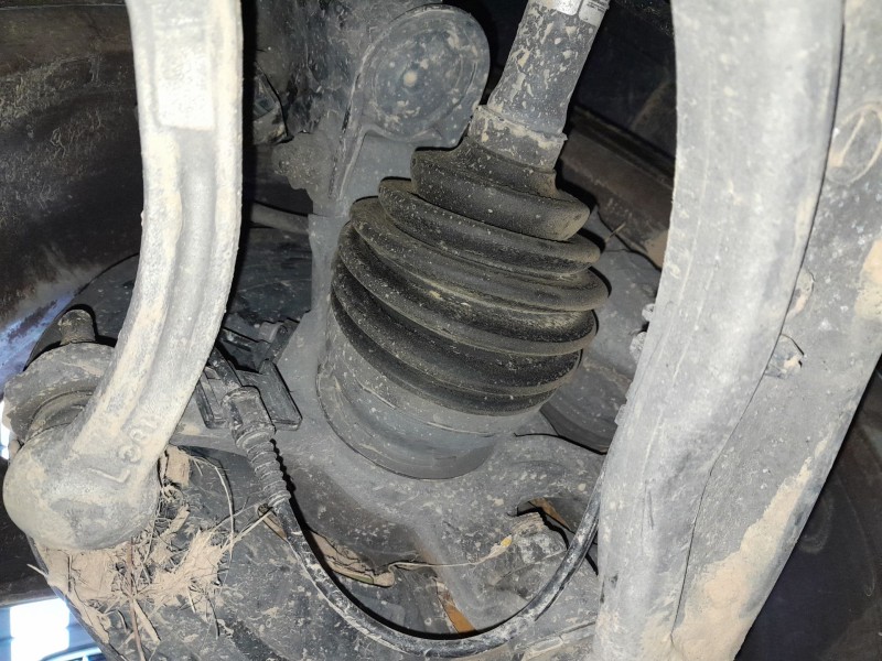 Recambio de mangueta delantera izquierda para mercedes-benz clase b sports tourer (w246, w242) b 200 cdi (246.201) referencia OE