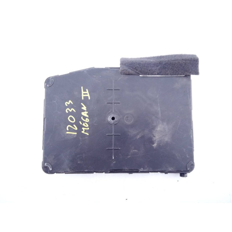 Recambio de caja reles / fusibles para renault megane ii berlina 3p confort authentique referencia OEM IAM 8200306434 S118400220