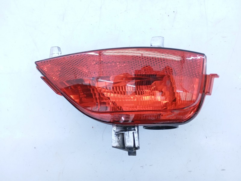 Recambio de piloto trasero derecho de paragolpes para dacia sandero stepway referencia OEM IAM 0339000R  