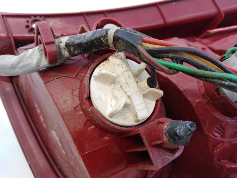 Recambio de piloto trasero izquierdo para hyundai i10 classic referencia OEM IAM 924010X110  E2-B5-8-1