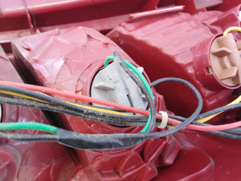 Recambio de piloto trasero izquierdo para hyundai i10 classic referencia OEM IAM 924010X110  E2-B5-8-1