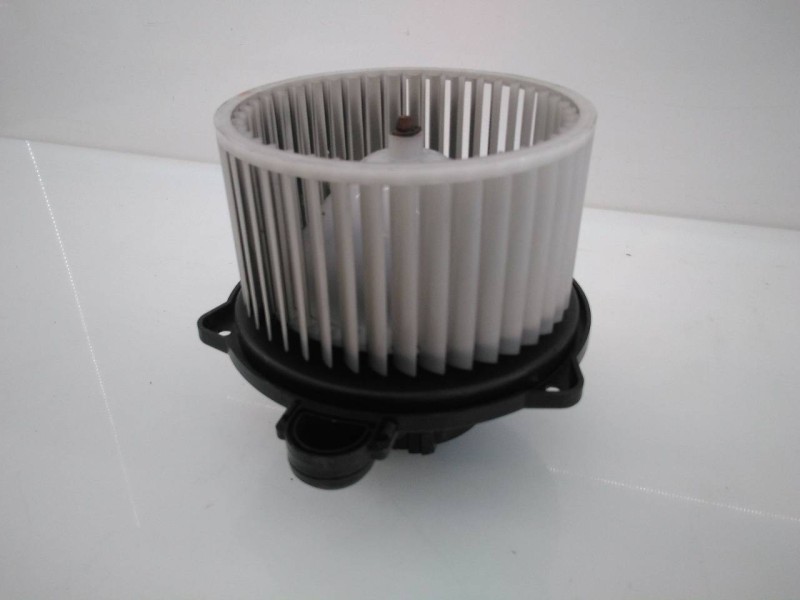 Recambio de ventilador calefaccion para hyundai i10 classic referencia OEM IAM   E2-B5-8-1