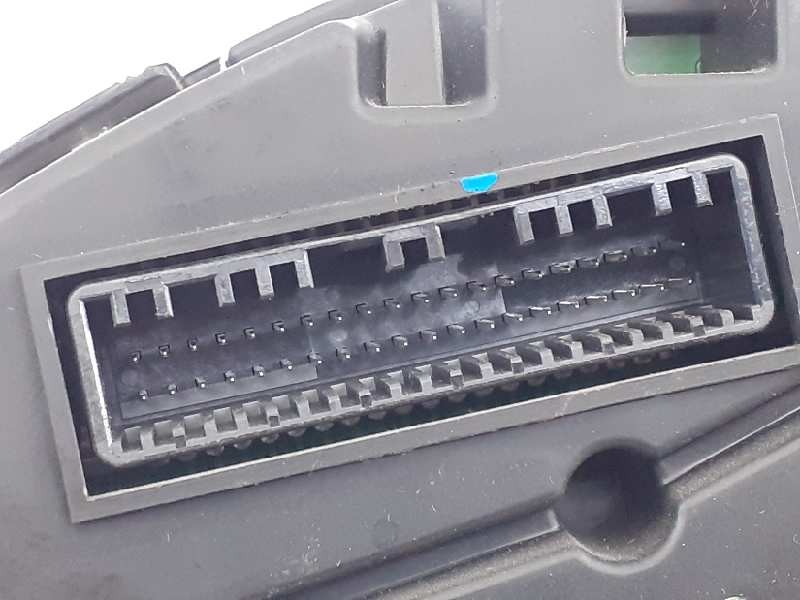 Recambio de cuadro instrumentos para kia optima emotion referencia OEM IAM 94003D4780 161105 E3-A3-23-2