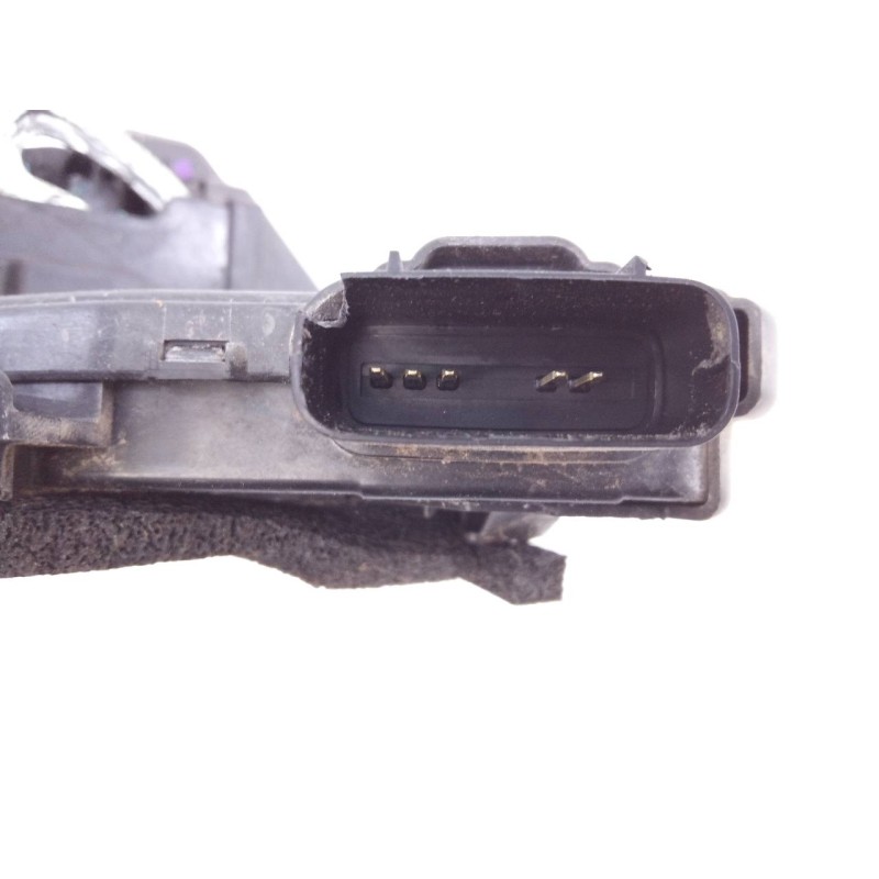 Recambio de cerradura puerta trasera derecha para kia optima emotion referencia OEM IAM 81420D4020  E2-B5-50-2