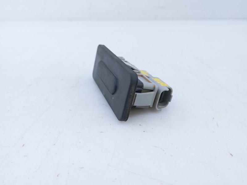 Recambio de maneta exterior porton para renault megane iv grandtour life referencia OEM IAM 906069264R  