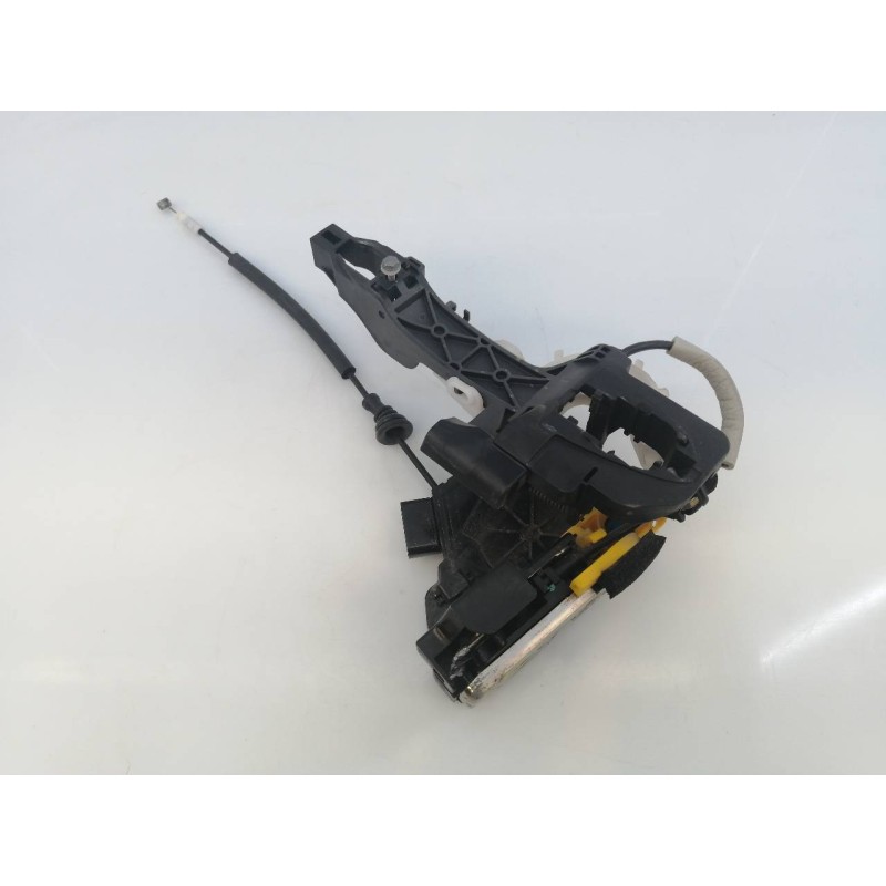 Recambio de cerradura puerta delantera izquierda para kia cee´d drive referencia OEM IAM   E1-B2-3-2