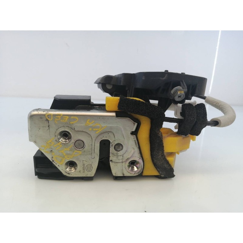 Recambio de cerradura puerta delantera izquierda para kia cee´d drive referencia OEM IAM   E1-B2-3-2