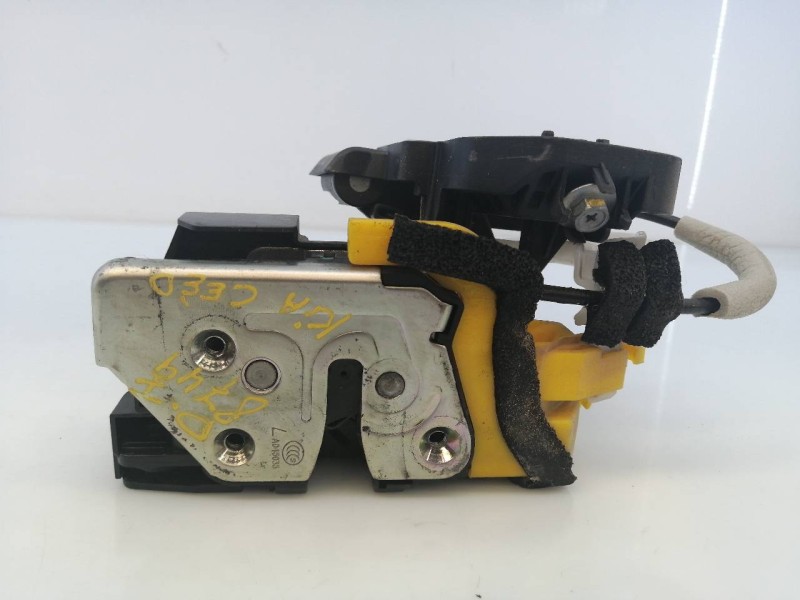 Recambio de cerradura puerta delantera izquierda para kia cee´d drive referencia OEM IAM   E1-B2-3-2