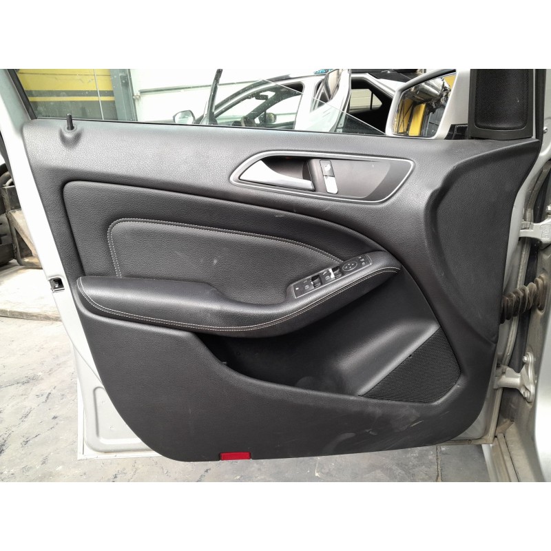 Recambio de guarnecido puerta delantera izquierda para mercedes-benz clase b sports tourer (w246, w242) b 180 cdi (246.200) refe